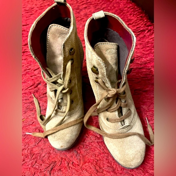 Delize Brown Suede Wedge Boots - Picture 3 of 12